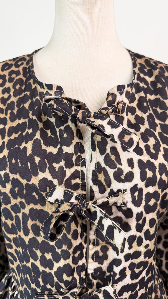 Blusa animal print (talla M) - 4