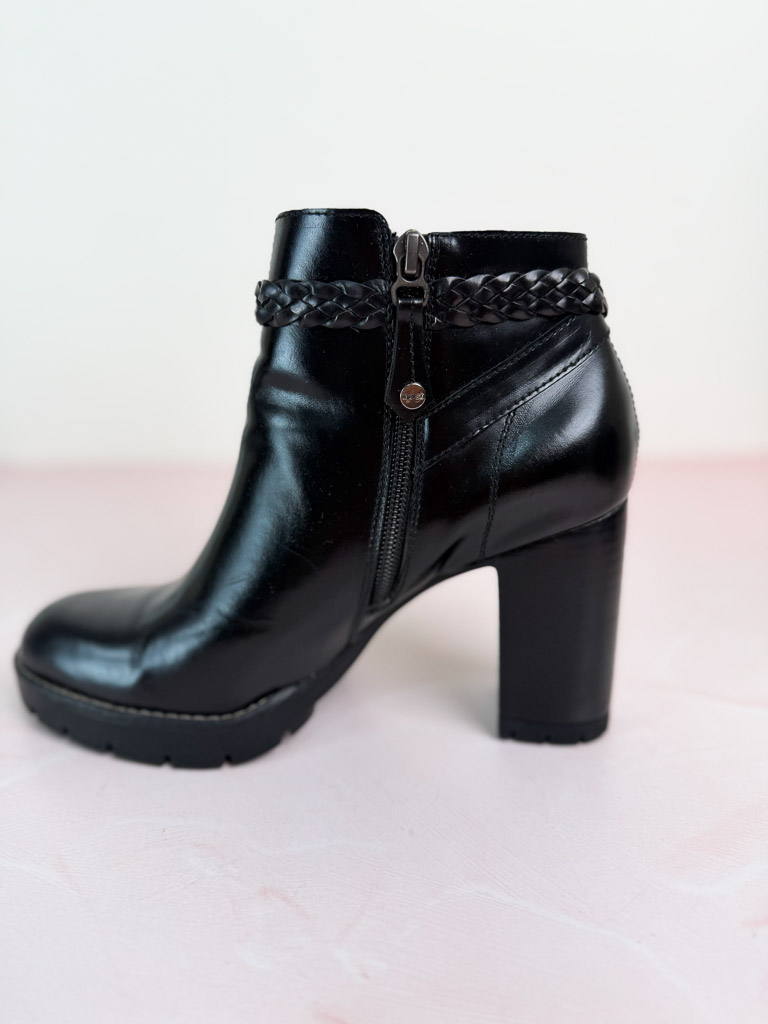 Botines BOSI nuevos (talla 38)