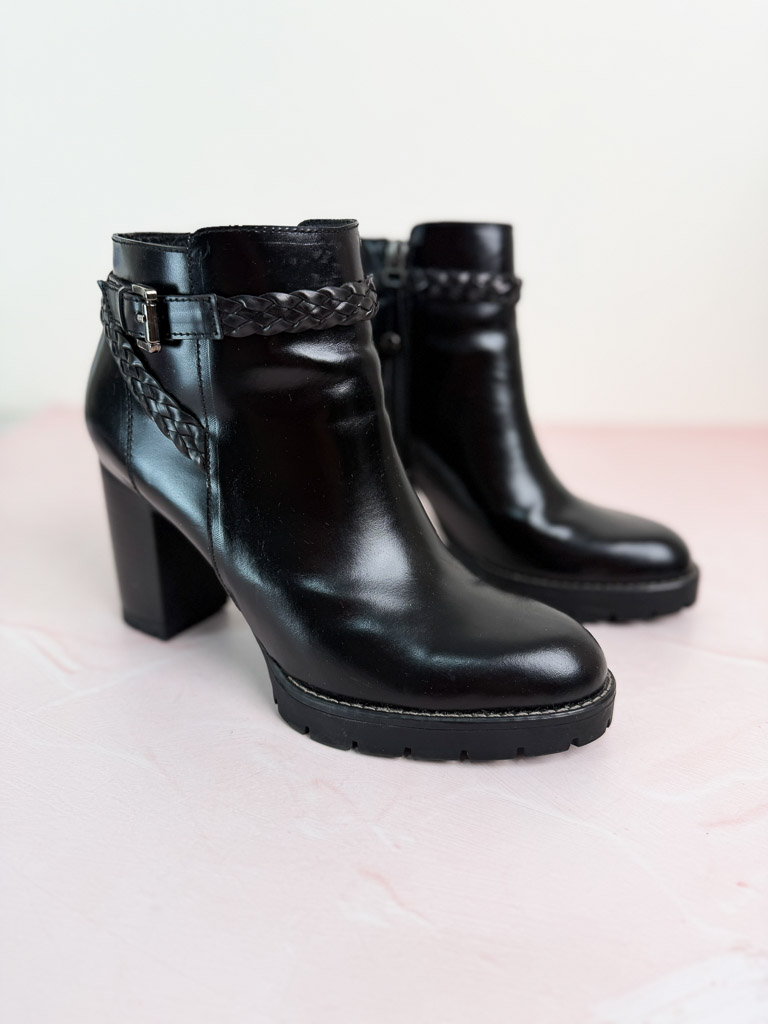 Botines BOSI nuevos (talla 38)