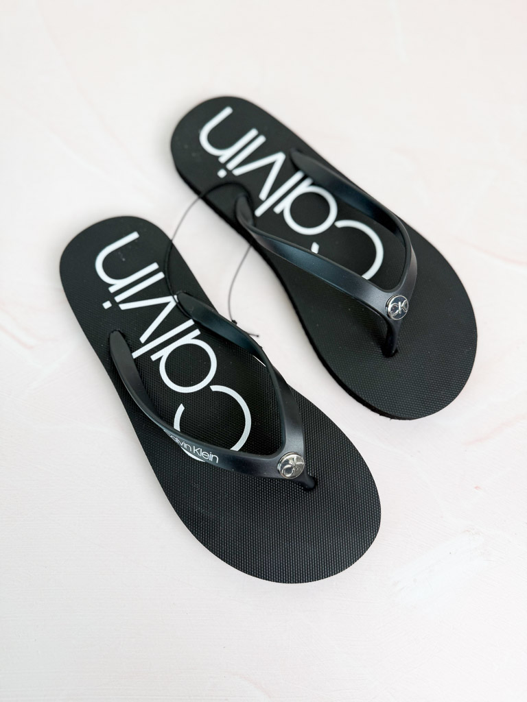 Flip Flops Calvin Klein nuevas (talla 5-6)