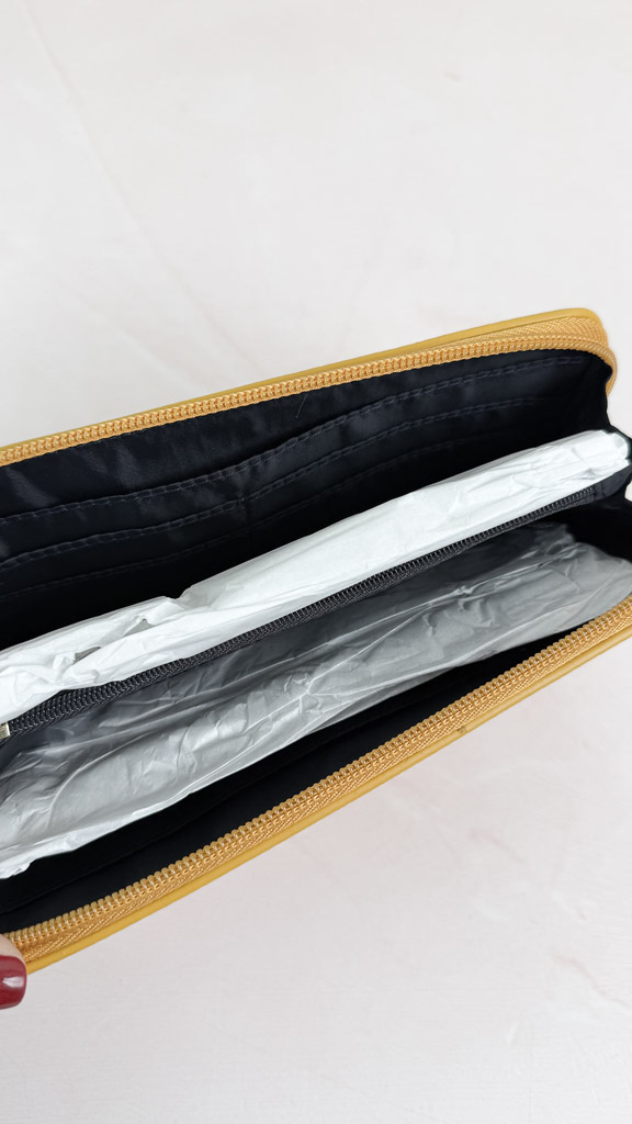 Billetera Tommy Hilfiger nueva