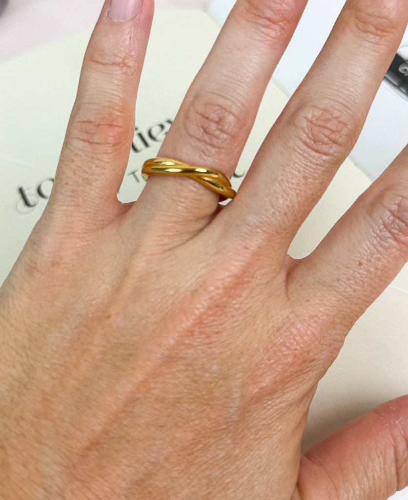 Anillo Ellie Vail (talla 6)