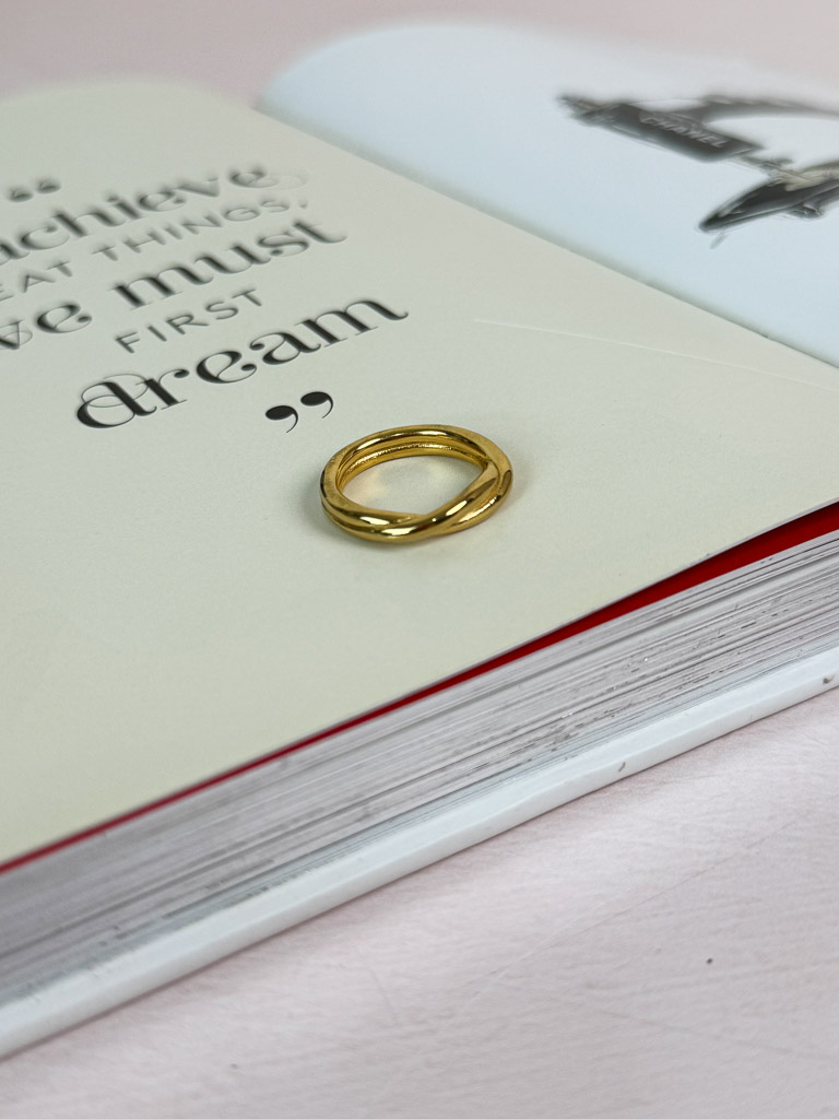 Anillo Ellie Vail (talla 6)