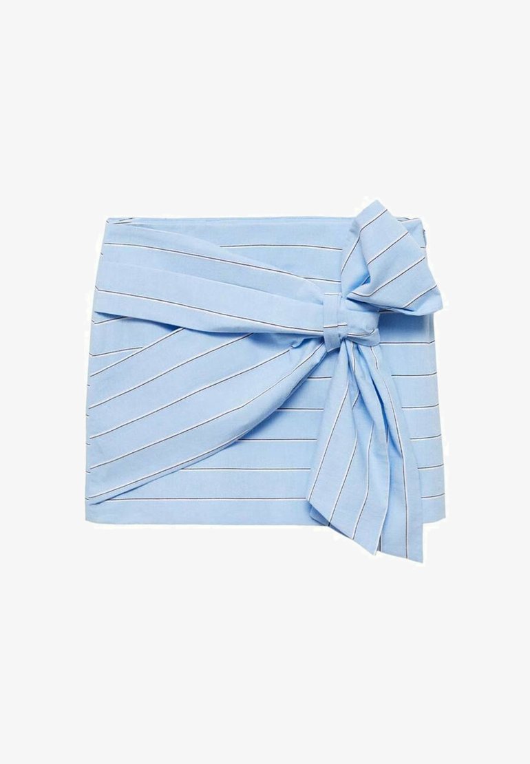 Set MANGO blusa y falda nueva (talla S/M)