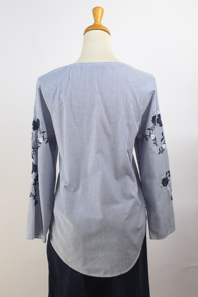 Blusa MNG (talla small) - 2