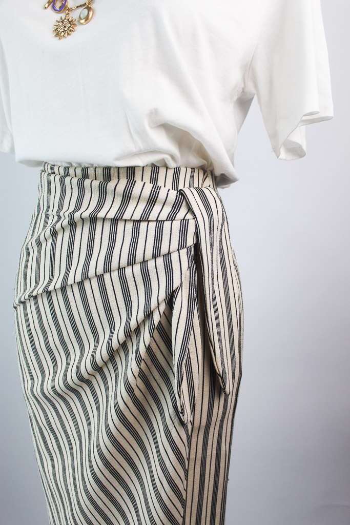 Falda Cruzada H&M (talla XS)