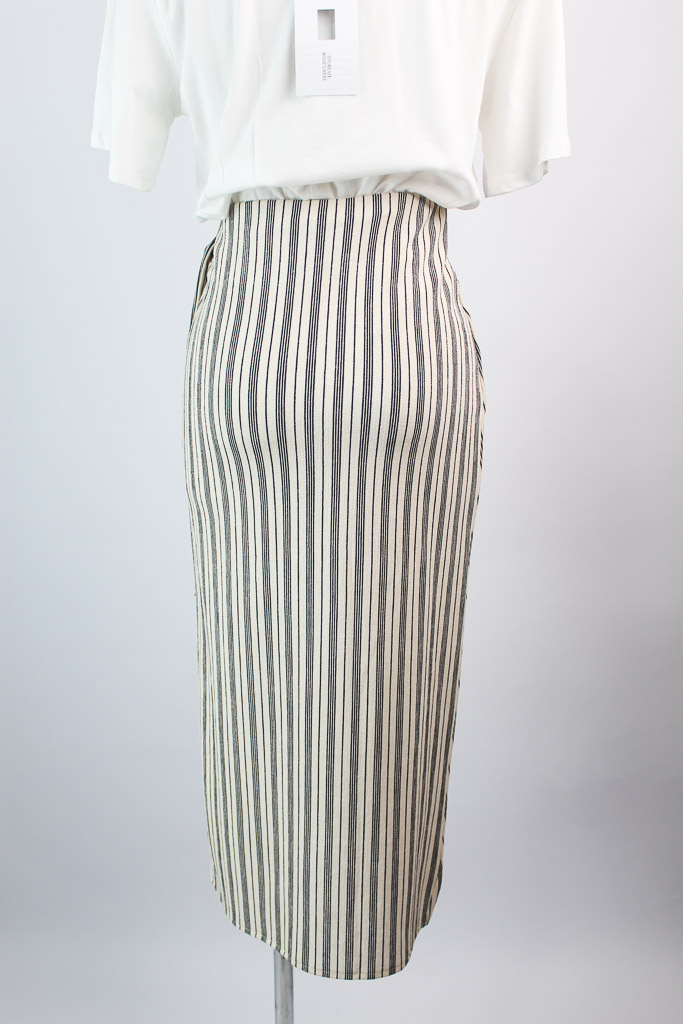 Falda Cruzada H&M (talla XS) - 3