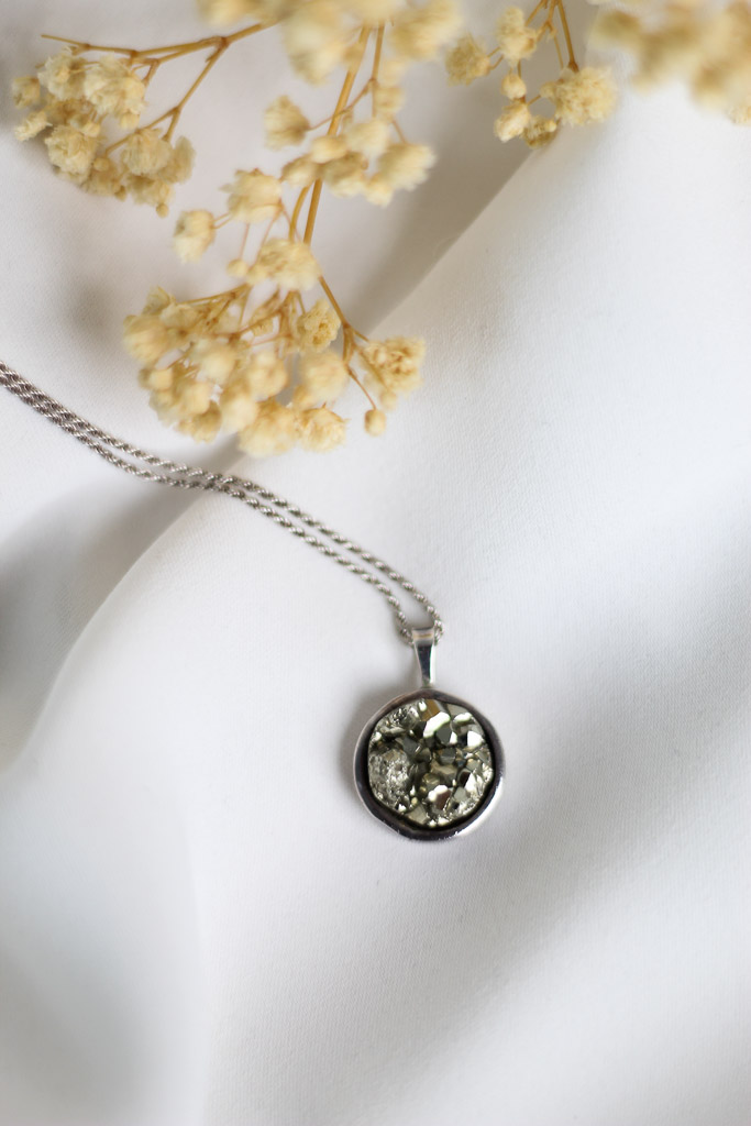 Collar y dije Drusa Ximena Esquivel