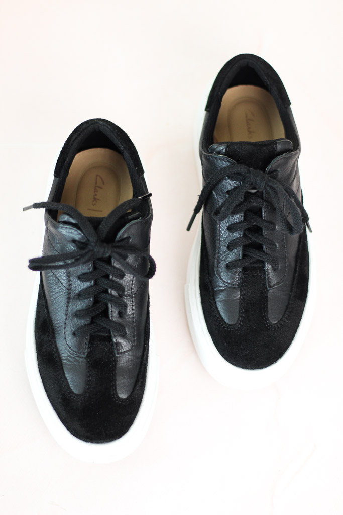 Clarks Womens Standart Fit Hero Lite Lo Trainers Black (talla 6 US) - 4