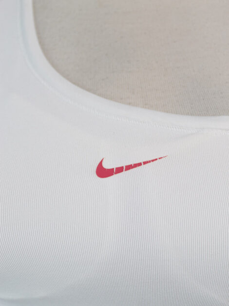 Blusa NIKE dry fit (talla XS) - Imagen 3