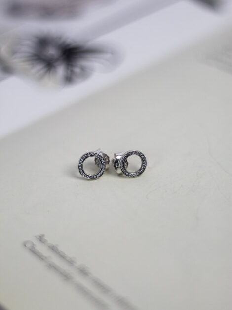 Pandora Signature Sparkling Circle Stud earrings (plateado) - Imagen 5