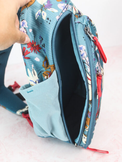 Vera Bradley x Coleman Sling Backpack - Imagen 2