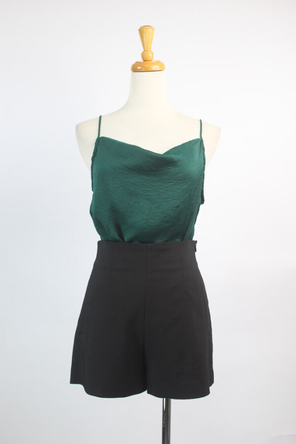 Short Zara nuevo (talla small)