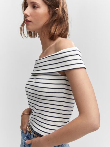 Off-the-shoulder Jersey Top MANGO (talla M parece S)