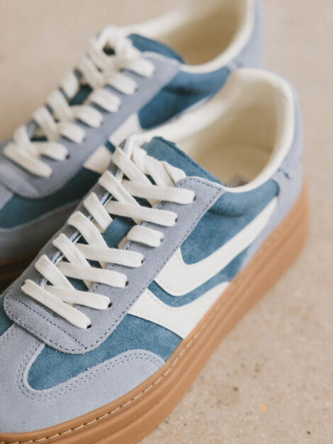 Steve Madden Dodge Platform Sneakers in blue nuevas (talla 6) - Imagen 2