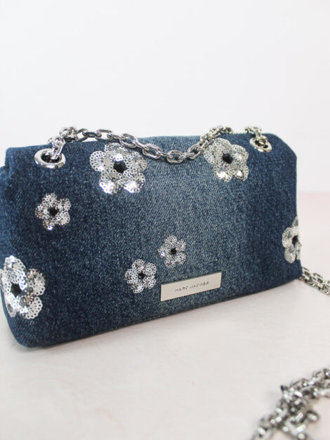 Marc Jacobs THE SEQUIN DAISY DENIM DUAL CHAIN MINI BAG - Imagen 3