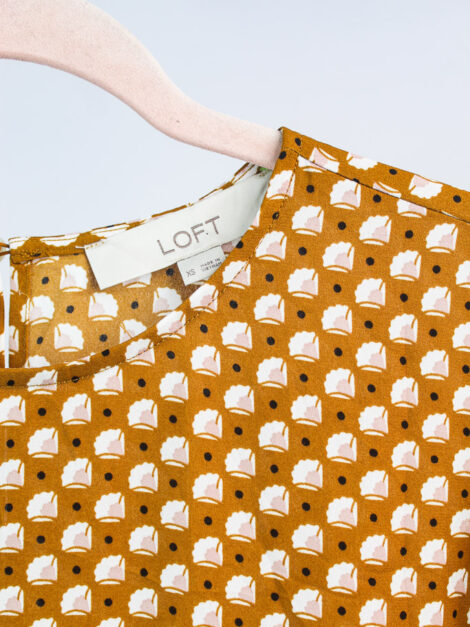 Blusa LOFT nueva (talla XS) - Imagen 6