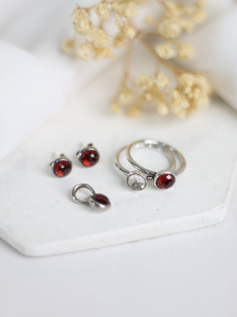 Set Pandora : Aretes, dije y 2 anillos talla 6