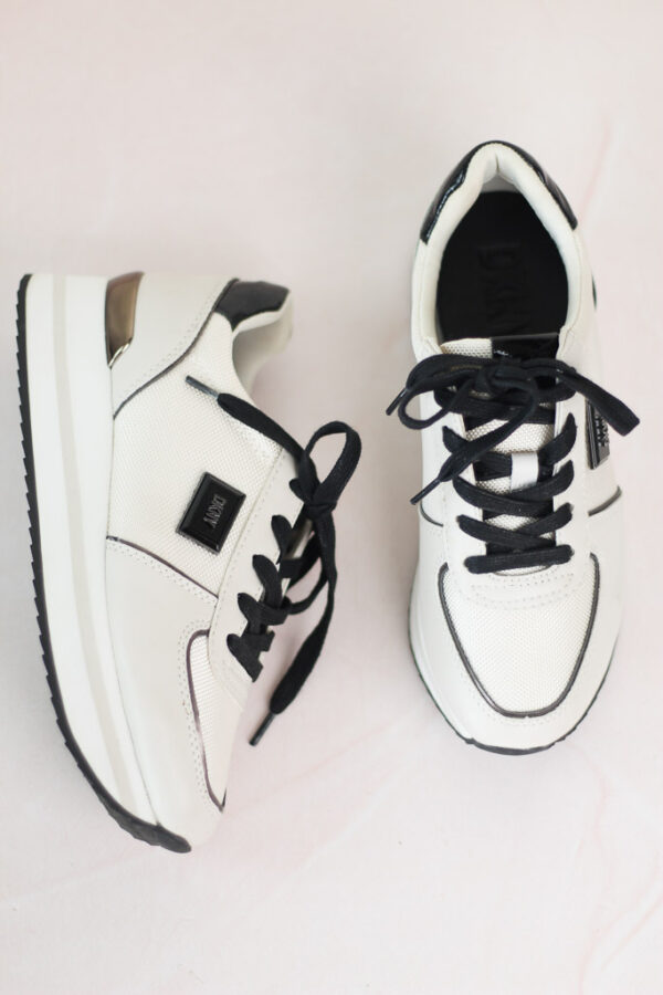 DKNY sneakers (talla 6,5)
