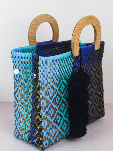 Bolso mediano tejido / agarradera de madera - Imagen 3