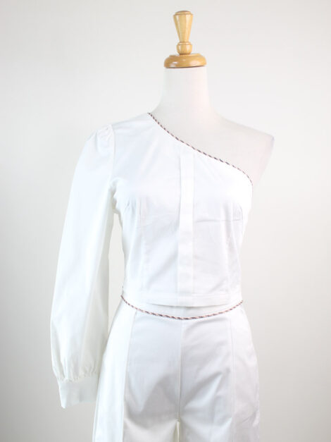 Set nuevo , blusa y pantalón (talla small)