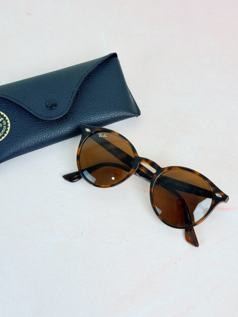 Sunglasses in Light Havana RAYBAN