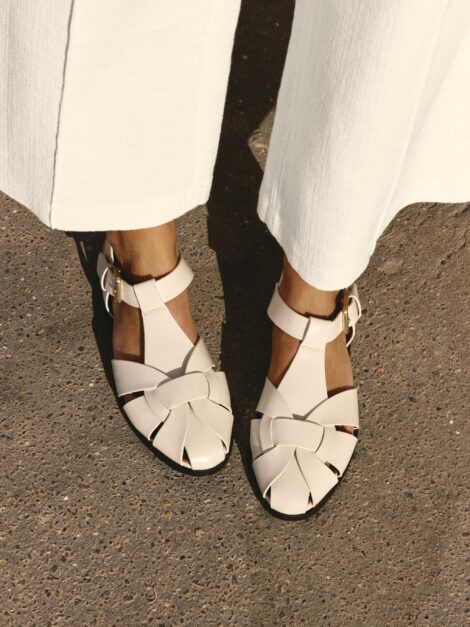 FLAT CAGE SANDALS Zara nuevas (talla 39)