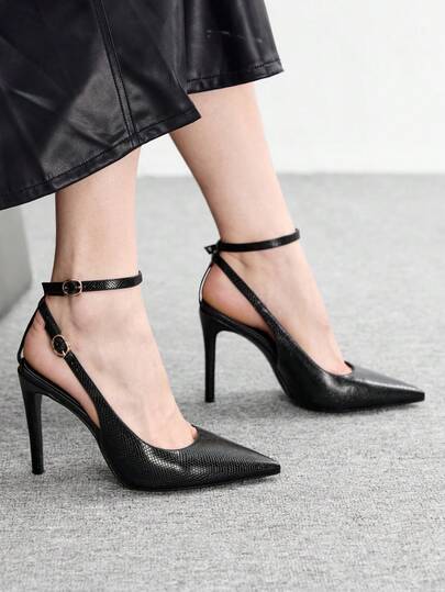 Zapato tacón charol ZARA nuevos (talla 36)
