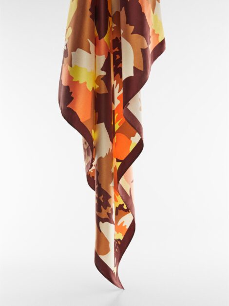 Pañuelo estampado flores MNG NUEVO