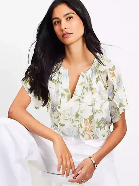 Floral Ruffle Flutter Sleeve Top LOFT nueva (talla small)