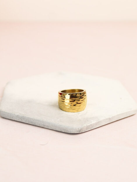ELLIE VAIL NICO HAMMERED RING (TALLA 6)