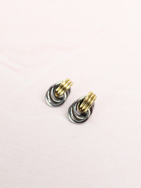 Knot stud earrings