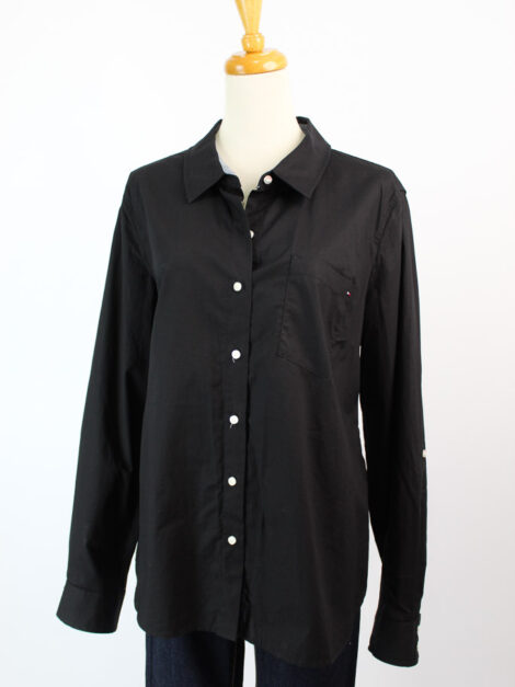 Blusa Tommy Hilfiger (talla XL, parece L) nueva