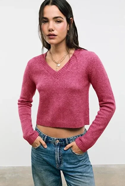 STRADIVARIUS Soft-touch cropped knit sweater nuevo (talla M)