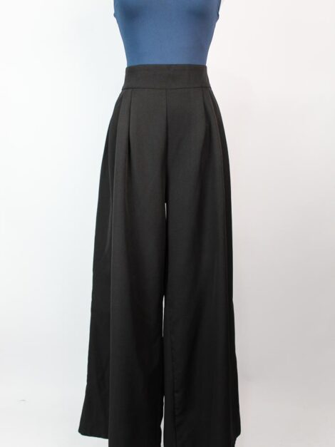 Pantalón pierna ancha CFORA (talla L, parece S/M)