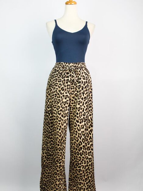 Pantalón animal print H&M (talla small)