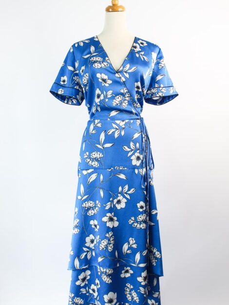 White House Black Market Dress (talla 12)