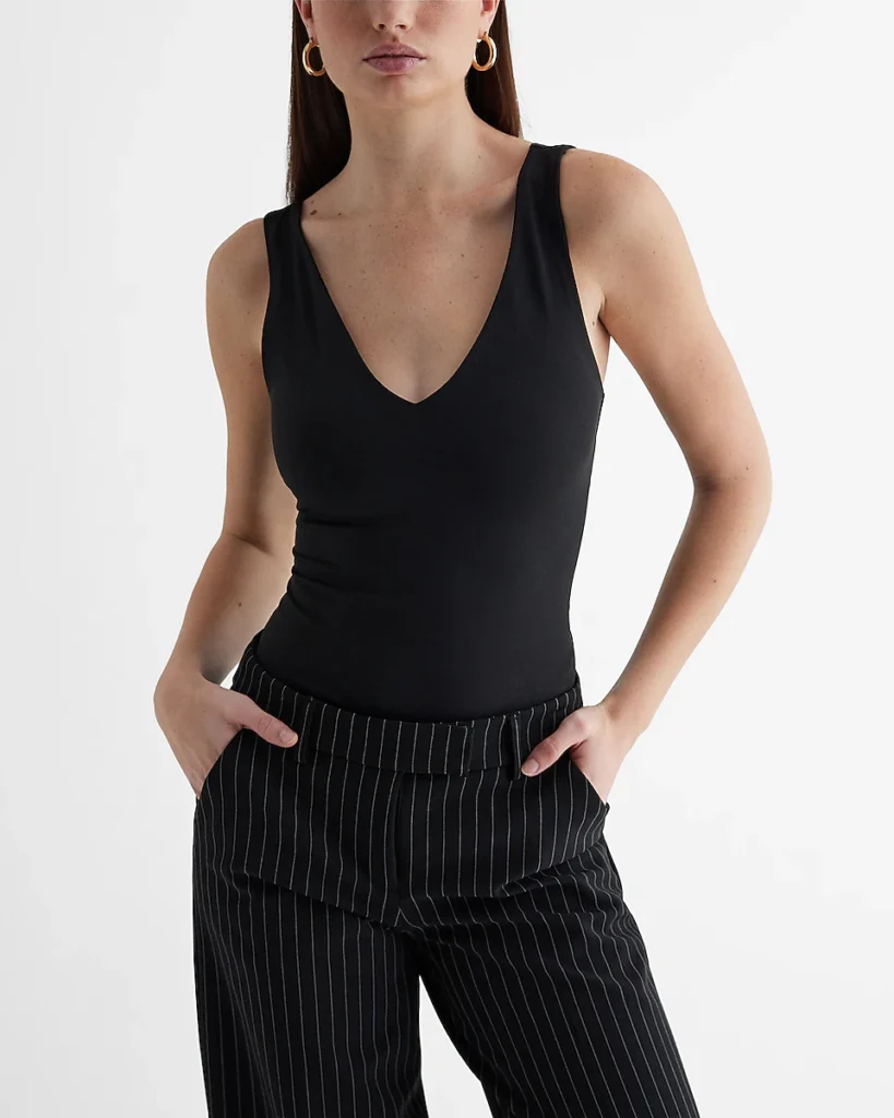 Body Contour High Compression Double V-Neck Tank EXPRESS (talla XS)