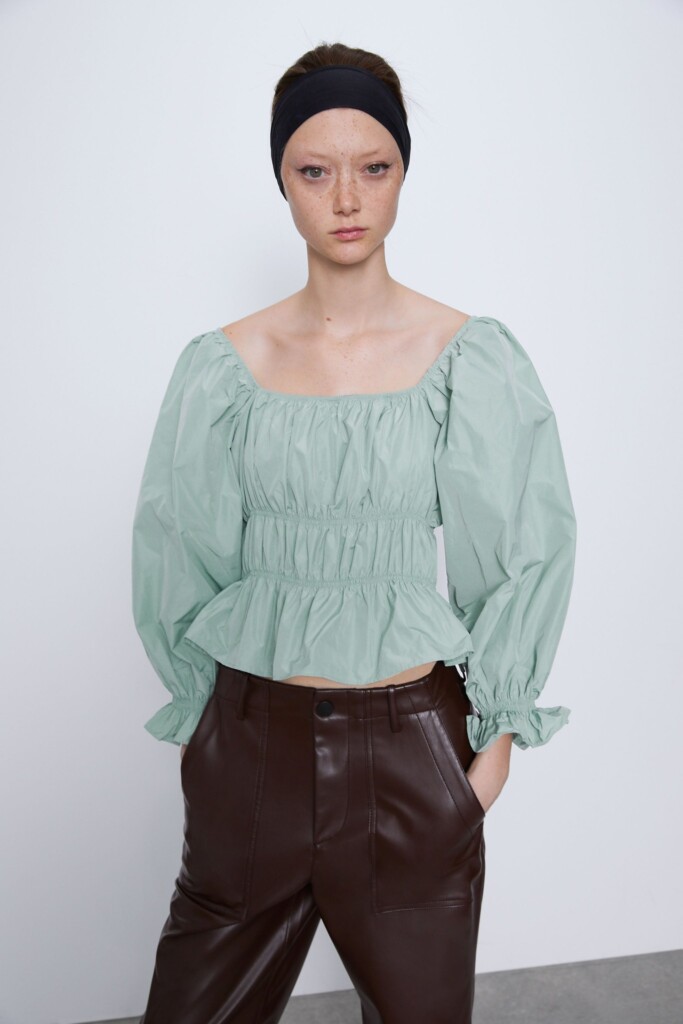 Zara Mint Green Puff Sleeve Blouse (talla small)