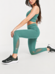 Leggings NIKE nueva (talla small)