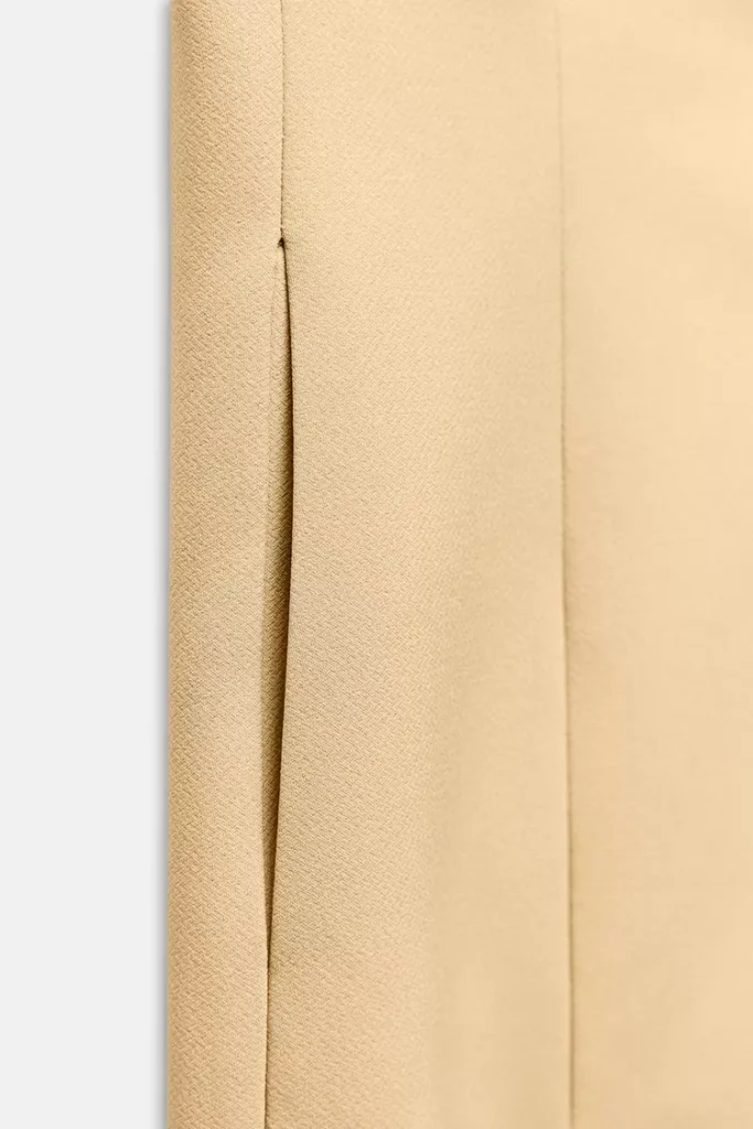Chaleco tipo bustier cruzado – Beige | ZARA (talla small)