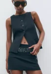 Chaleco botones | Stradivarius (talla XL pequeno, es como M)
