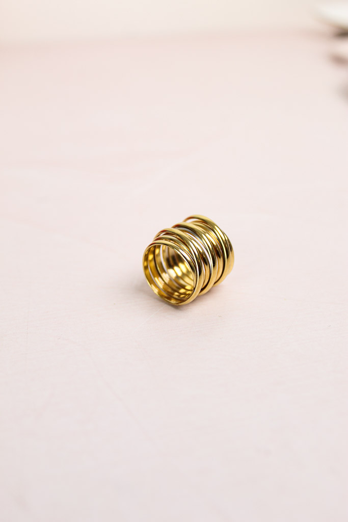 Margot Coil Band Ring Ellie Vail (TALLA 6)