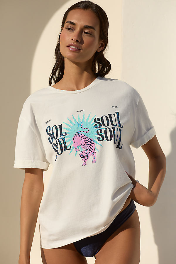 Malai Roots Shin Oversized Graphic Tee (talla Small)