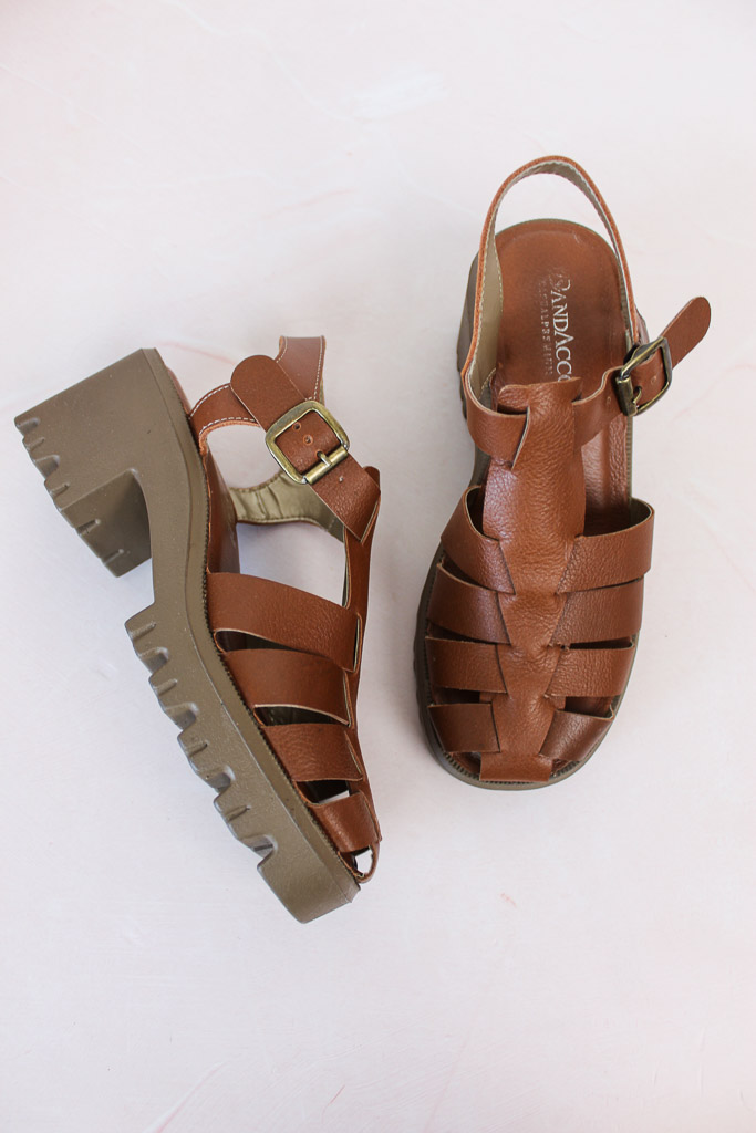Sandalia Andacco (talla 38)
