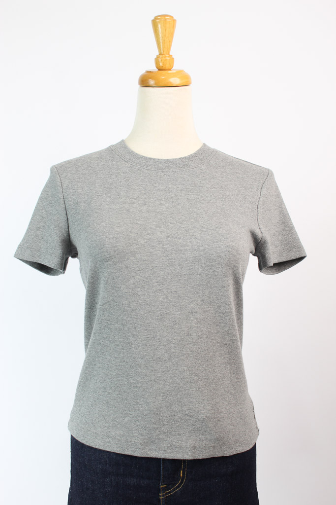 Tee Cropped CUTS (talla M ,parece S)