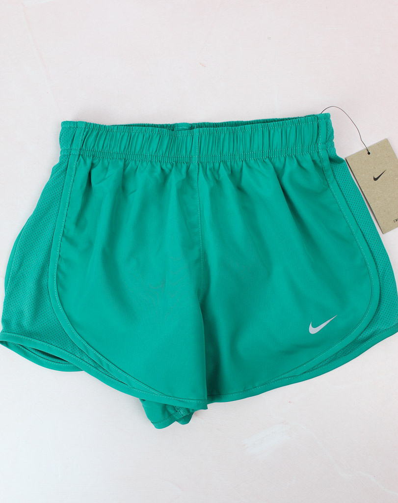 SHORT NIKE running NUEVO (talla XS)