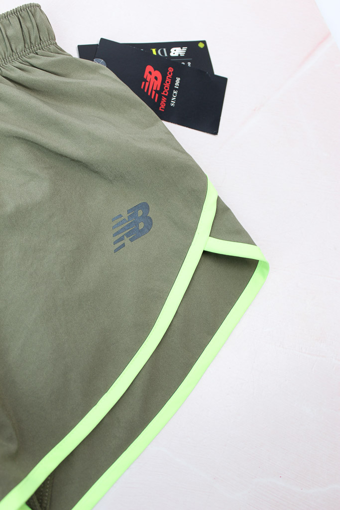 Short NEW BALANCE nuevo (talla XS)