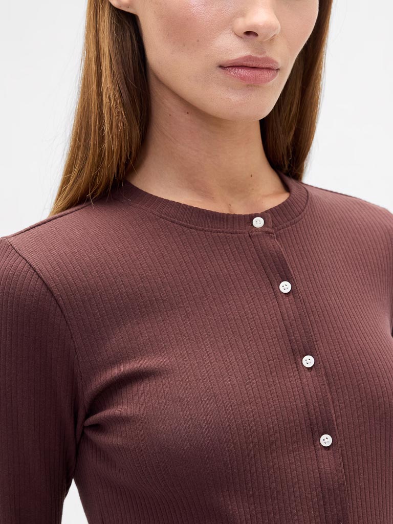 Ribbed Button-Up Top NUEVO (talla M)