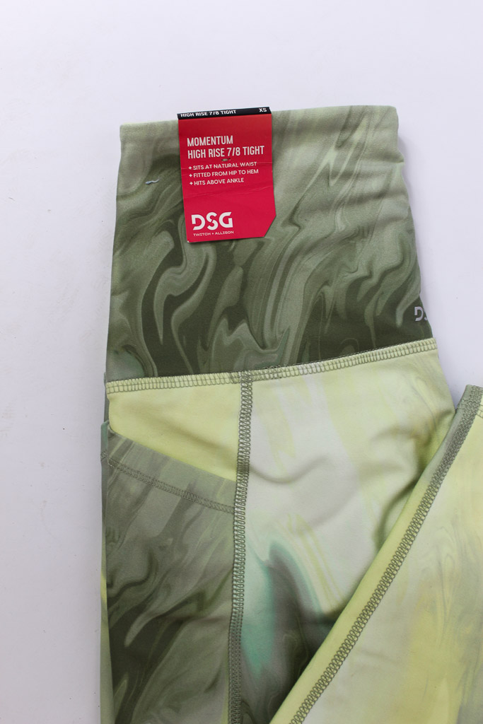DSG x Twitch + Allison Leggings NUEVA (talla XS)